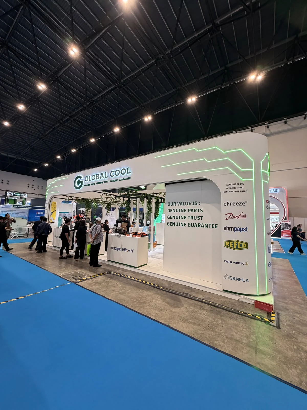 Booth pameran hasil kerja CTT
