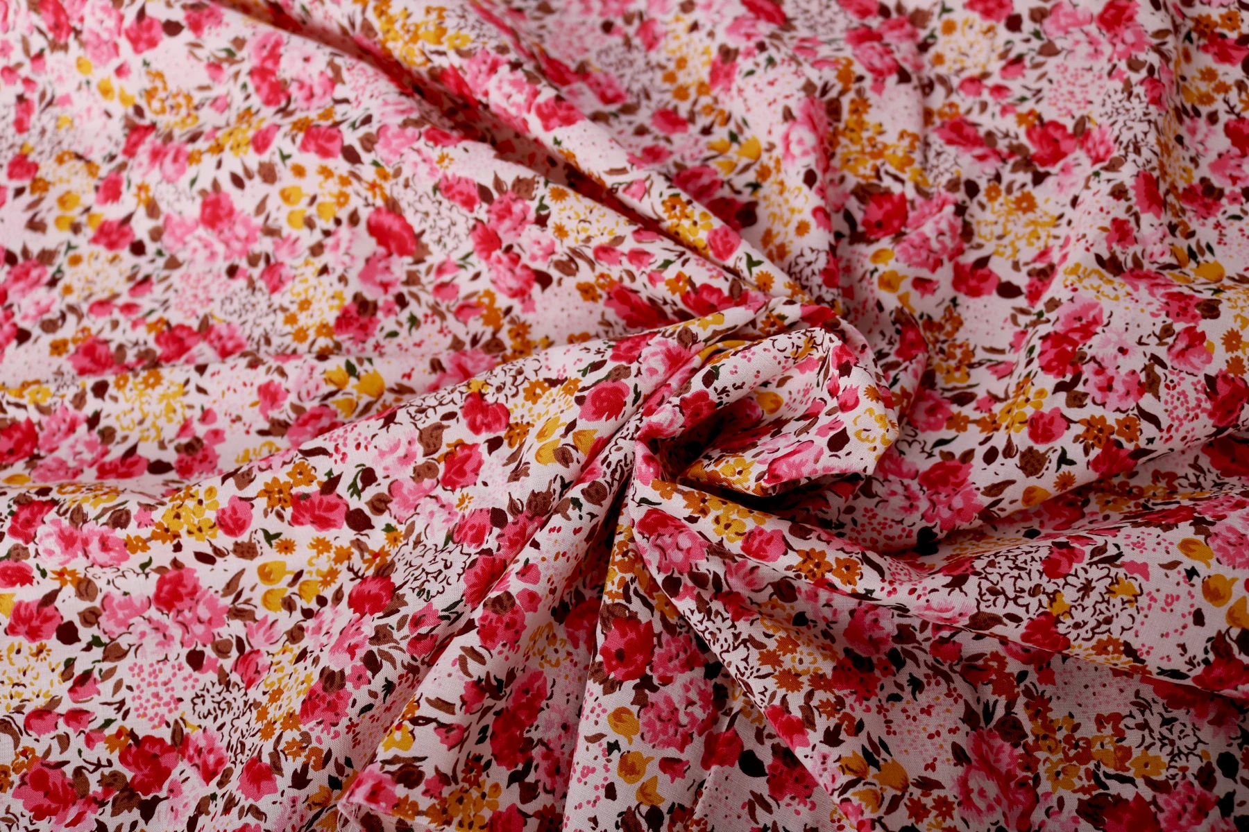 Motif & warna